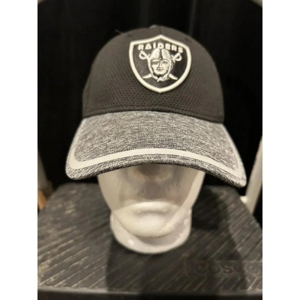 Raiders New Era NFL Stretch Fit Performance Hat Black Gray Reflective Brim